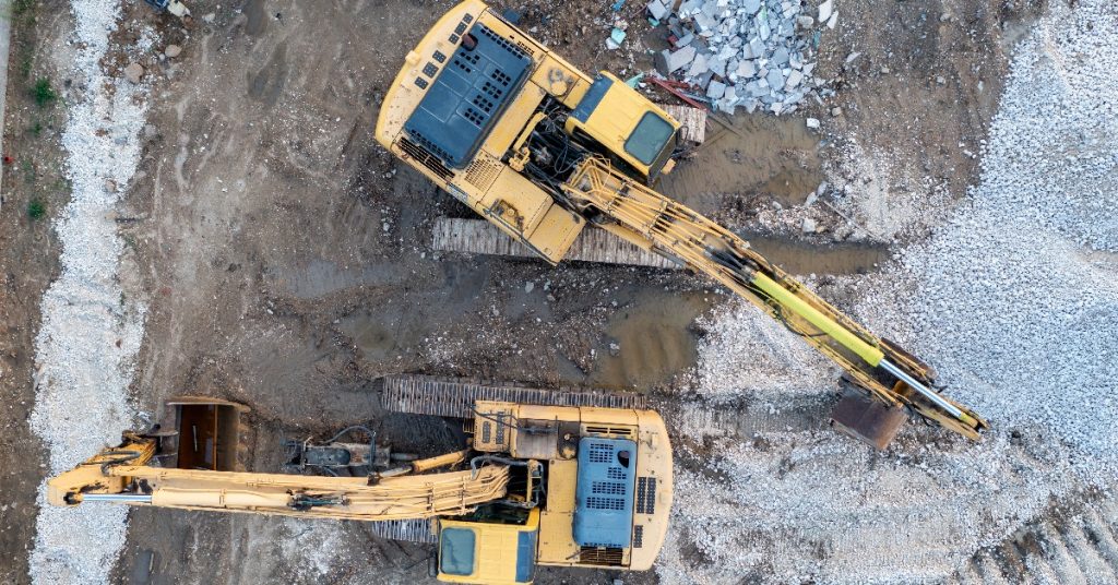 Excavators Working When Each Hydraulic Cylinder Services Reseal Serviced By A1 Hydraulic Engineering